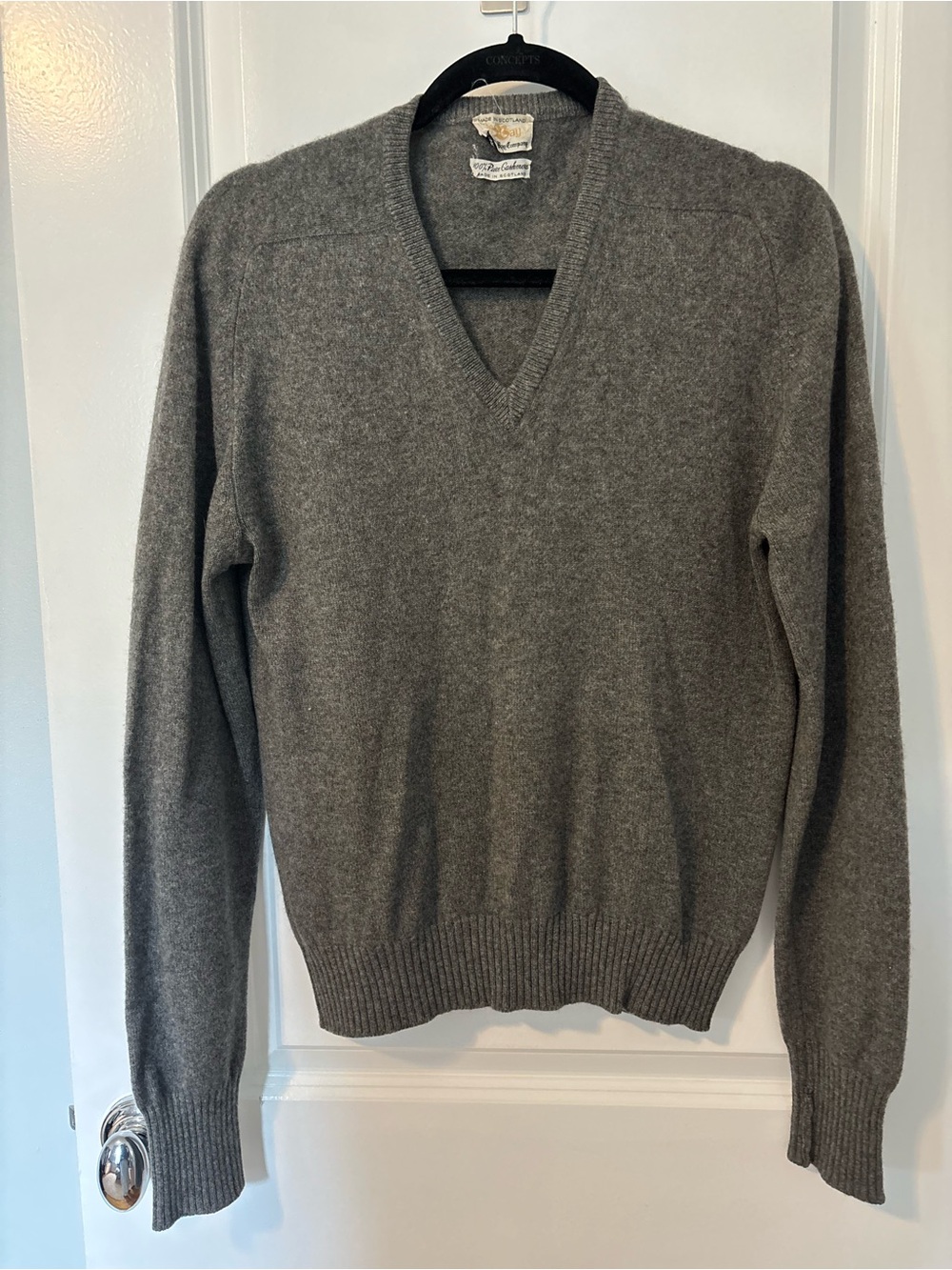 Classic Grey V-Neck Cashmere Sweater - The Bay